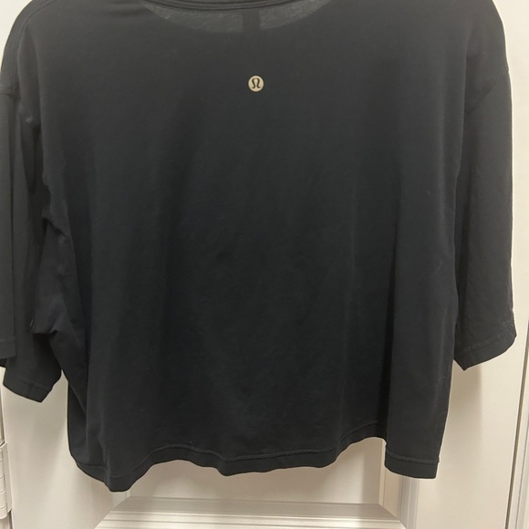 LULULEMON graphic Cortes crop - Picture 3 of 3